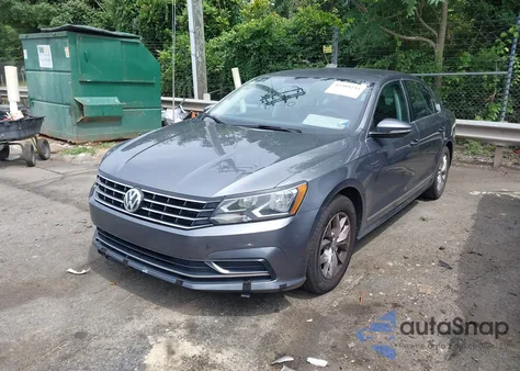 2017 Volkswagen Passat S из США, поврежденный, VIN 1VWAT7A38HC077932